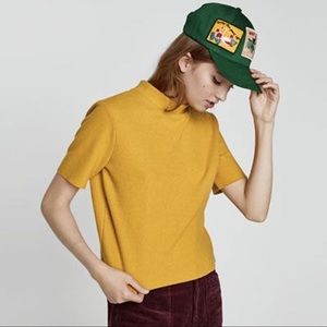 Zara mustard knit top